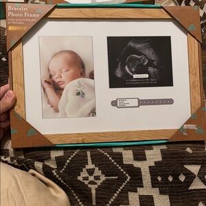 Wooden Baby Photo Frame with Bracelet Holder